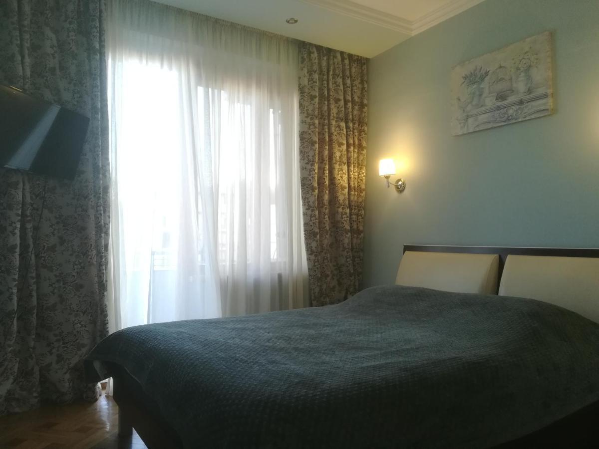 Davka Apartments Batumi Esterno foto