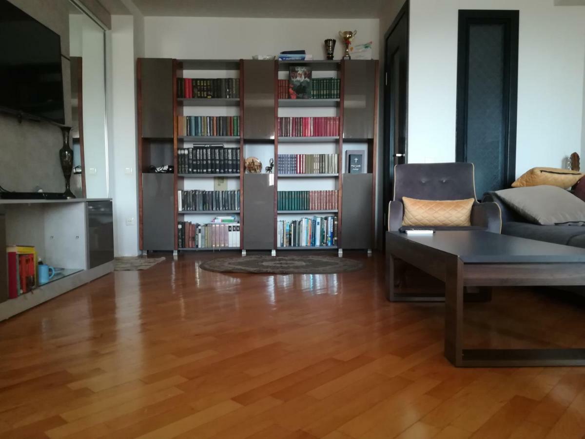 Davka Apartments Batumi Esterno foto